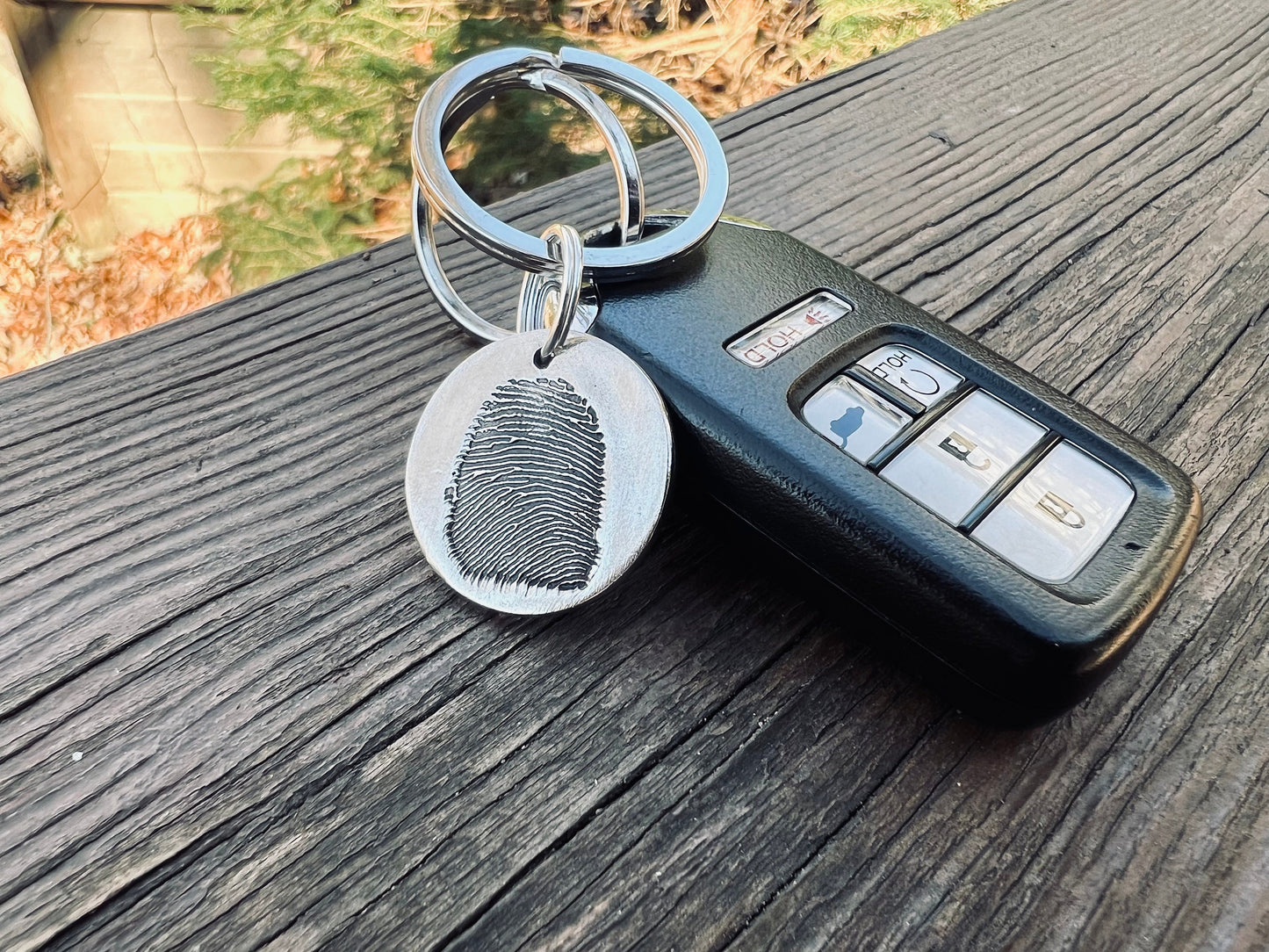 Fingerprint Keychain Circle Shape