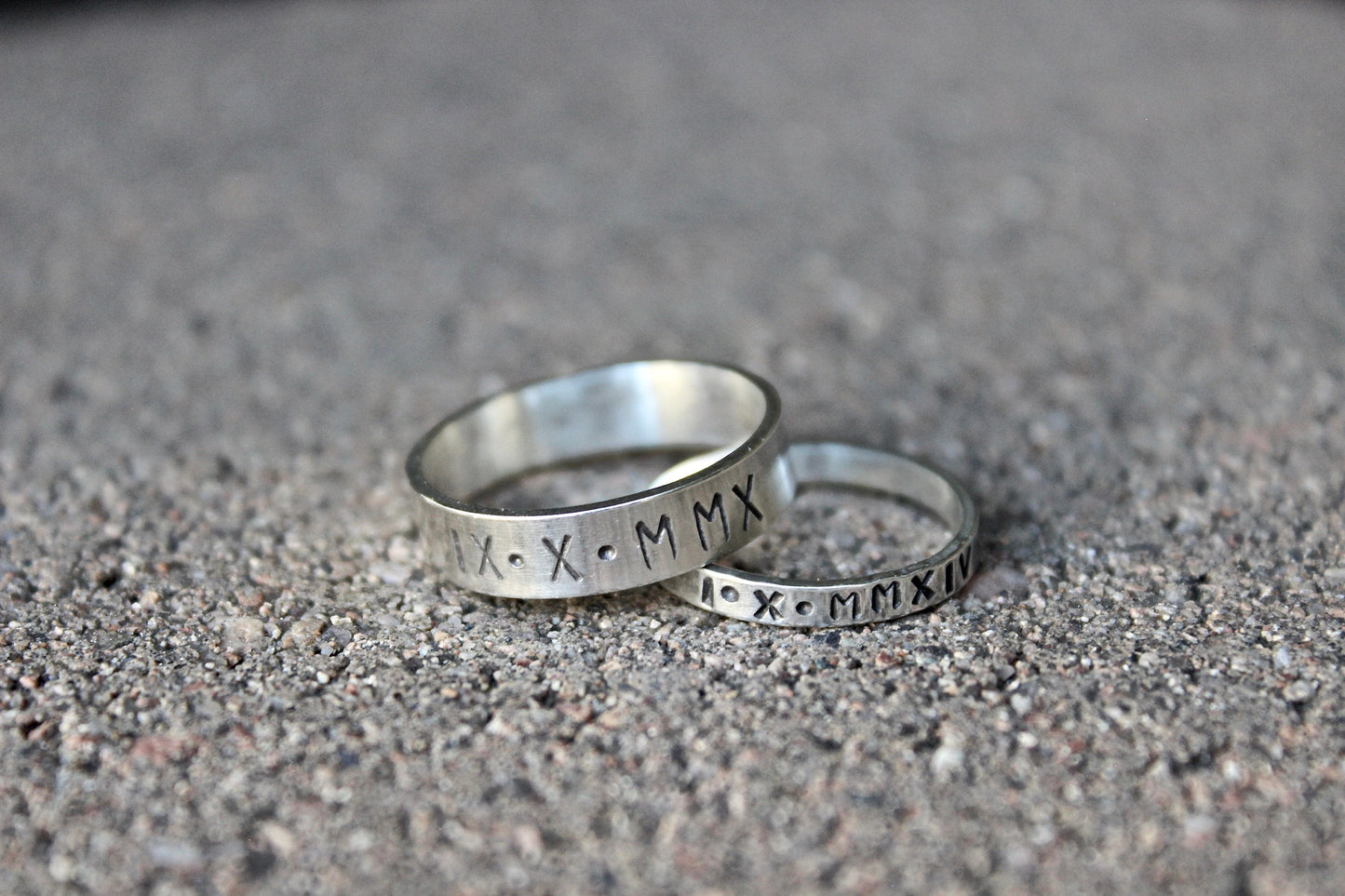 Men's Roman Numeral Date Ring in Sterling Silver