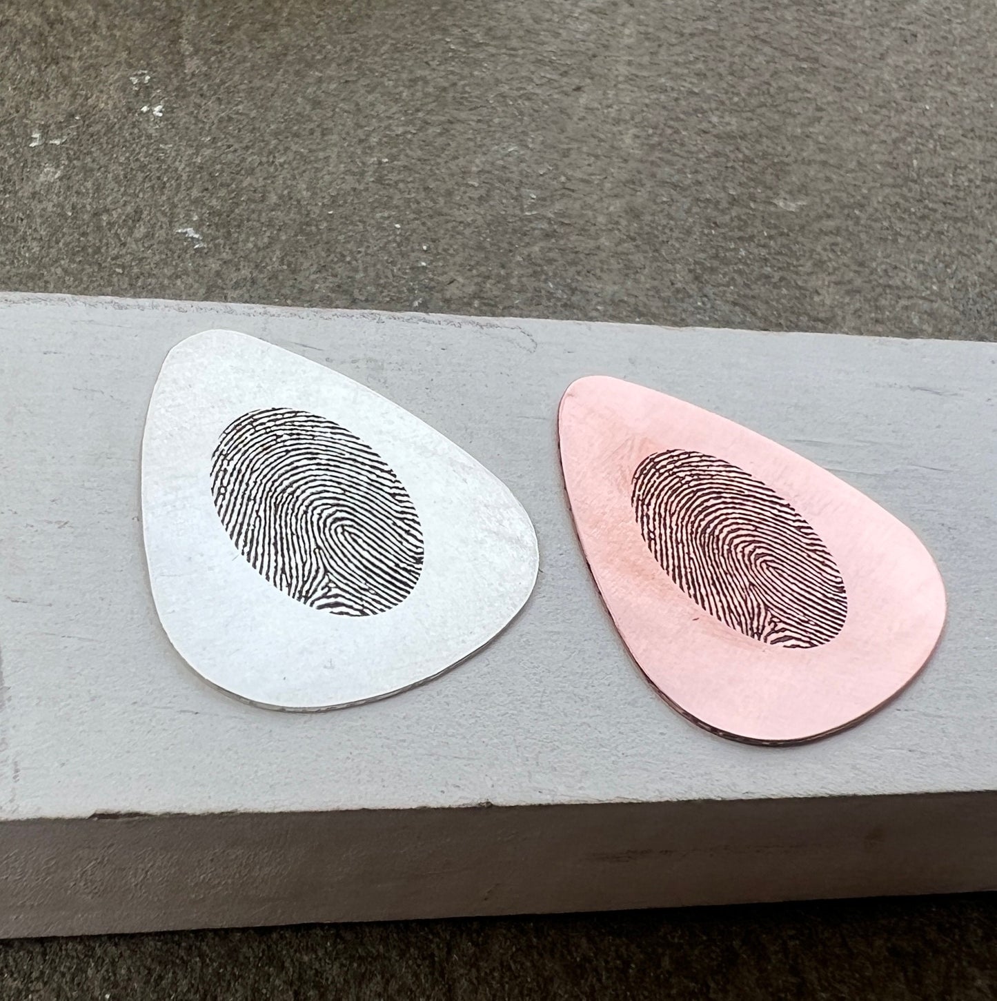 Fingerprint Guitar Pick in Silver and Copper